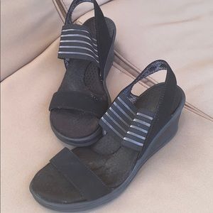 Sketchers foam wedges